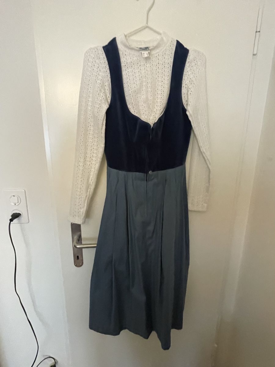Vestiti: Dirndl  – Nuovo (secondo la descrizione) da Luzern venduto da lea_7hn8 5