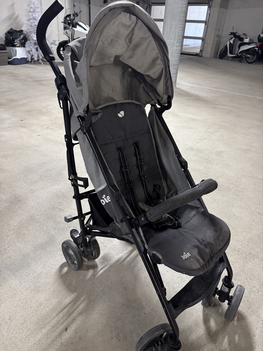 Carrozzine: Joie Kinderwagen, Regenschutz inklusive – Usato da Hinwil venduto da YPMK61