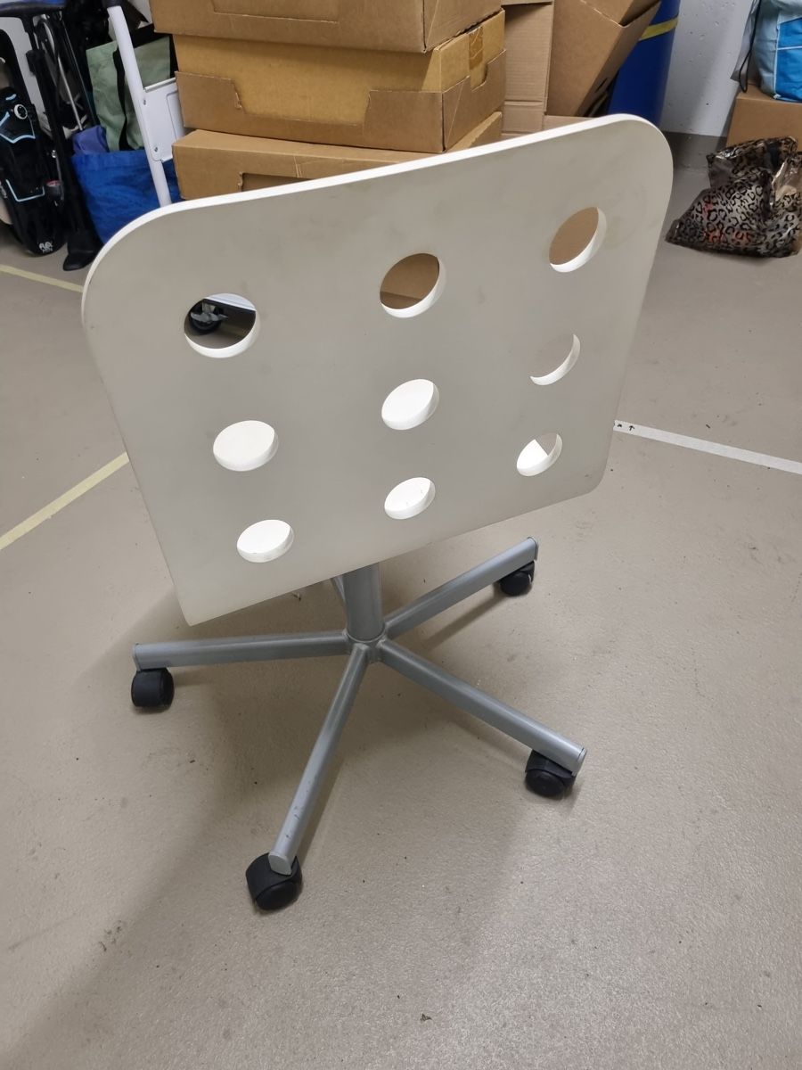 Ikea Sedie: Ikea Jules Chair – Usato da Bern venduto da ann_2zcp 1