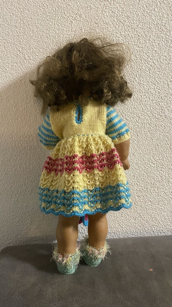 Bambole: Alte Puppe mit Strickkleid ca. 50er Jahre – Usato da Zürich venduto da Timi80 3