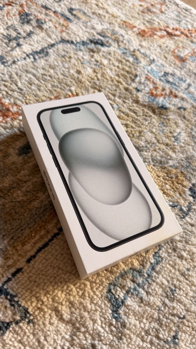 Apple Portables: IPhone 15 mit OVP – D'occasion à Gerlafingen par Jenniferplanche 5