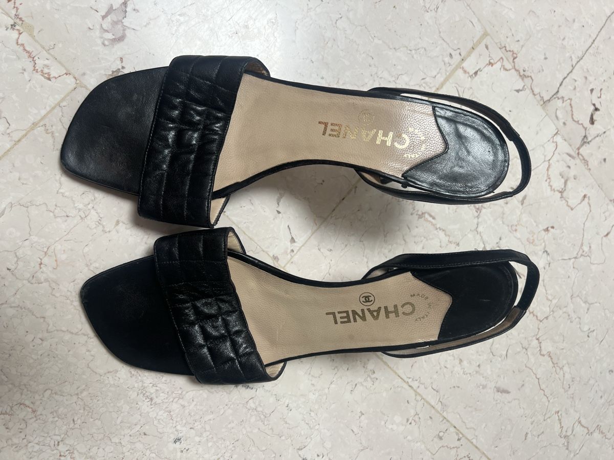 Chanel Scarpe da donna: Chanel sandals – Usato da Villeneuve VD venduto da ana_jd9j 1