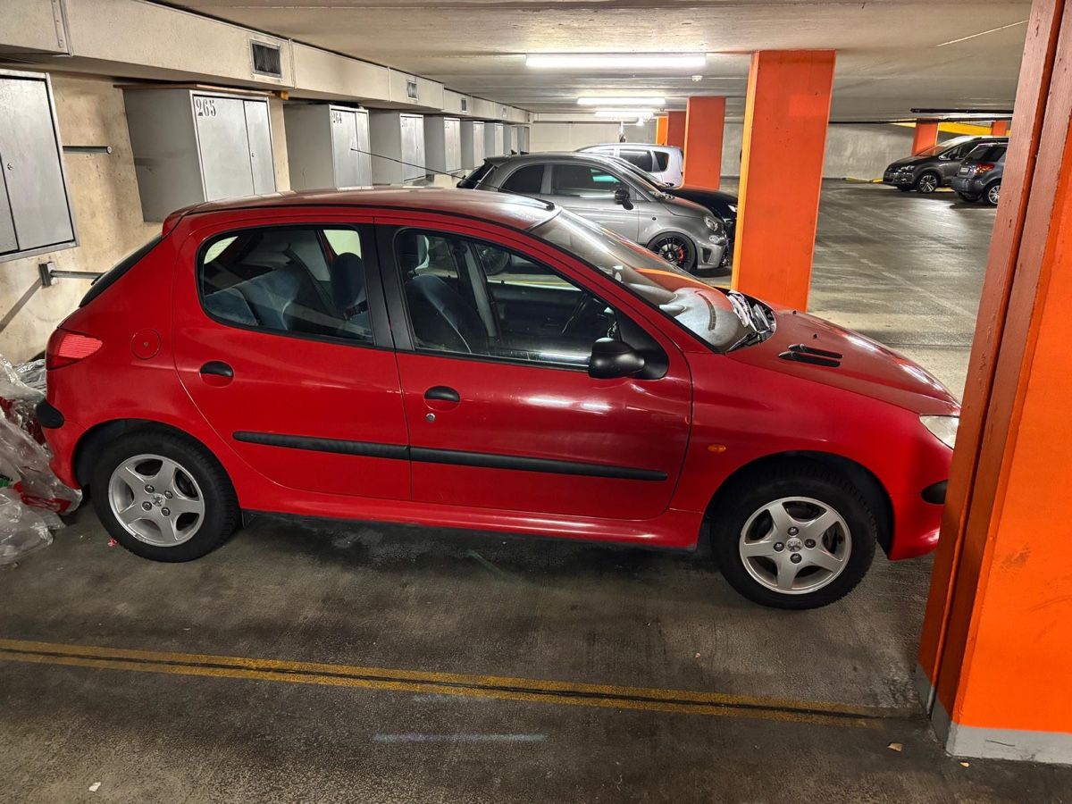 Peugeot Autos: Peugeot 206 1.9 Diesel – Gebraucht aus Kriens von sem_m89l 2