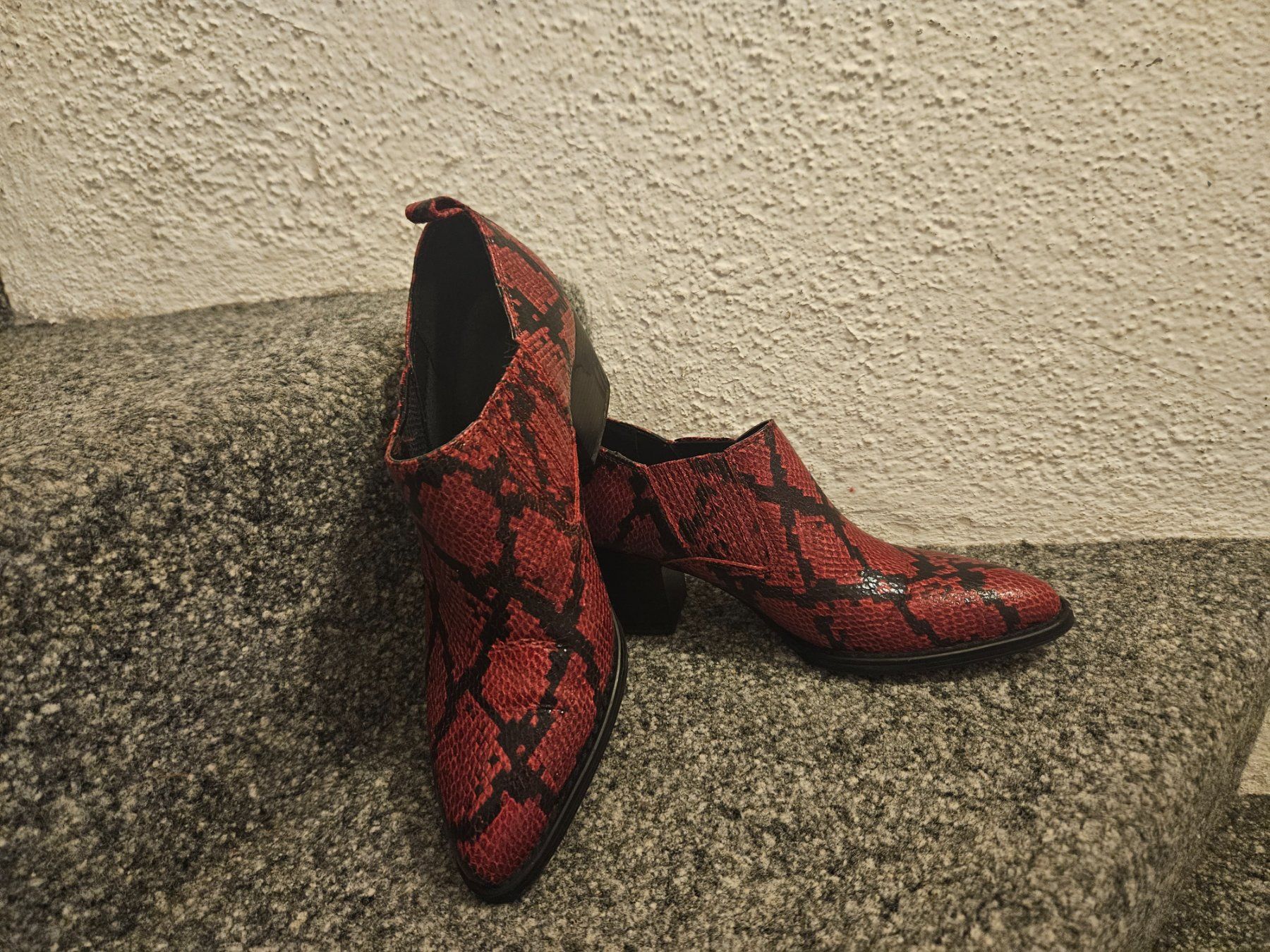 Scarpe da donna: Schuhe Gr.38 – Usato da Niederwil AG venduto da marciag