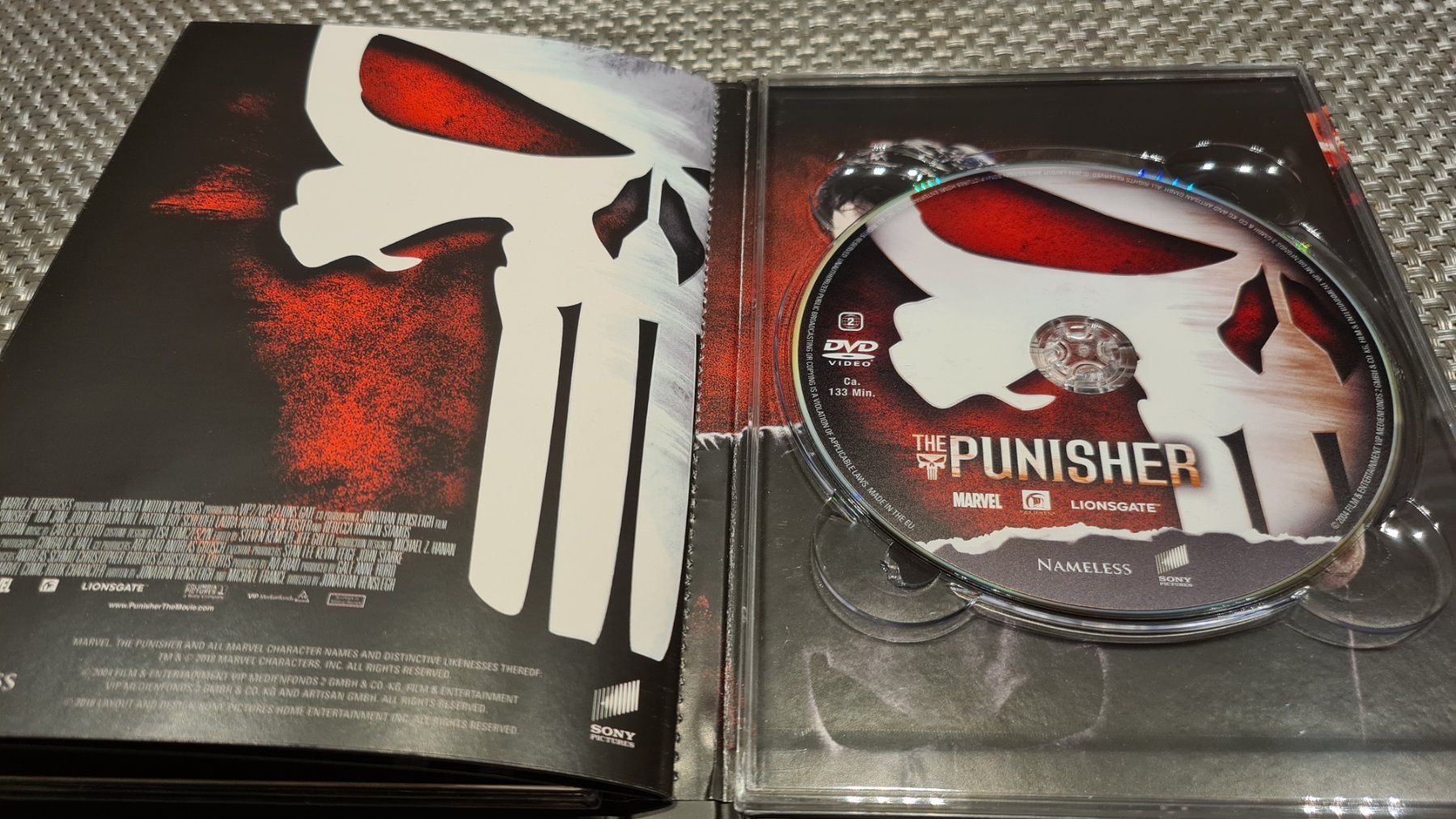 Tutti i DVDs: The Punisher UNCUT! MEDIABOOK – Nuovo (secondo la descrizione) da Oberkirch LU venduto da ThE_CoLLecTor666 3