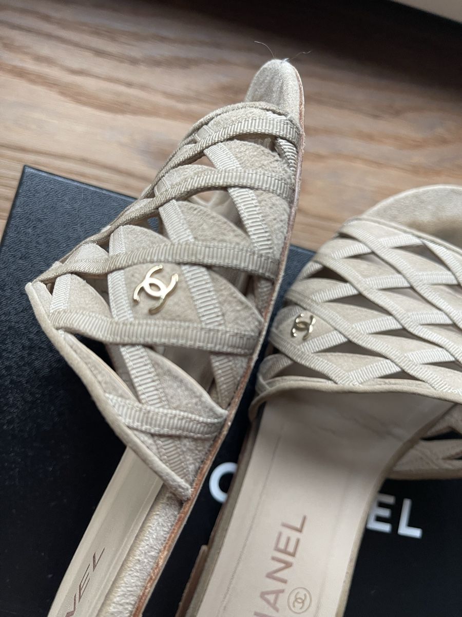 Chanel Damenschuhe: CHANEL SANDALEN, Grösse 39.5 – Gebraucht aus Mauren von toppiloppi 3