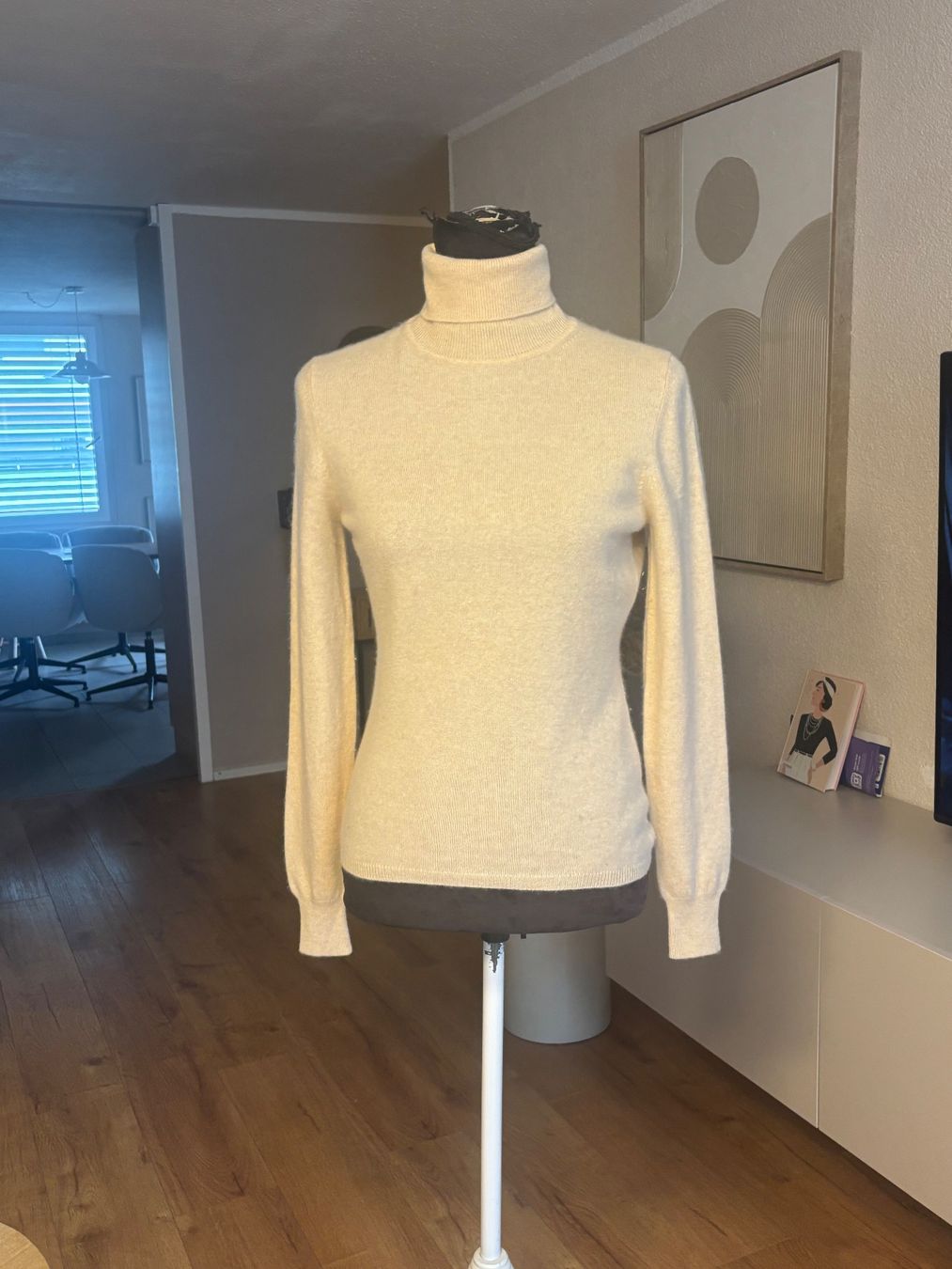 Repeat Pulls & Sweat-shirts: Repeat Rollkragenpullover 100% Cashmere – D'occasion à St. Margrethen SG par dijanaO