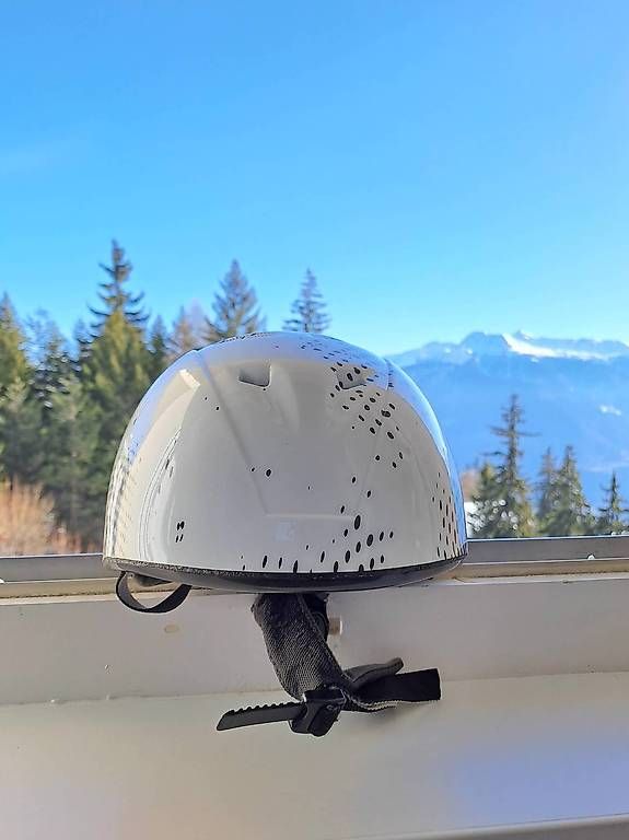 Caschi: A vendre casque de ski – Usato da Denens venduto da Chanchantevend 4