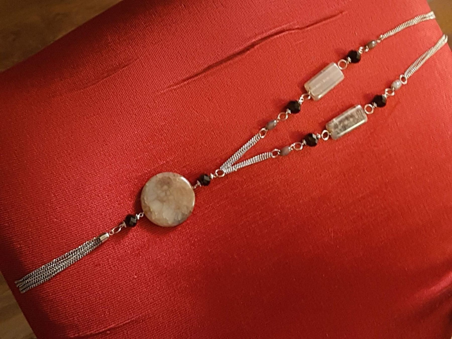 Catenine: Kette achat-artige Steinen + facettierte Glasperlen – Usato da Ettingen venduto da Maranathatalitha 1