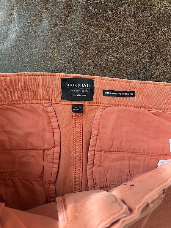 Pantaloni: Quiksilver Hose kurz 28 – Usato da Spiez venduto da RIGELER01 2