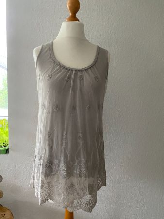 verspielte Spitzen Tunika, Made in Italy,  in Gr. 38