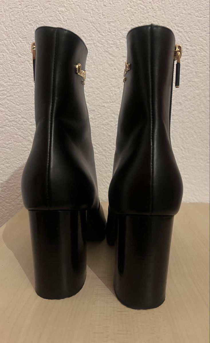 Dior Scarpe da donna: Bottines Dior – Usato da St-Pierre-Clages venduto da ste_xk6p 2