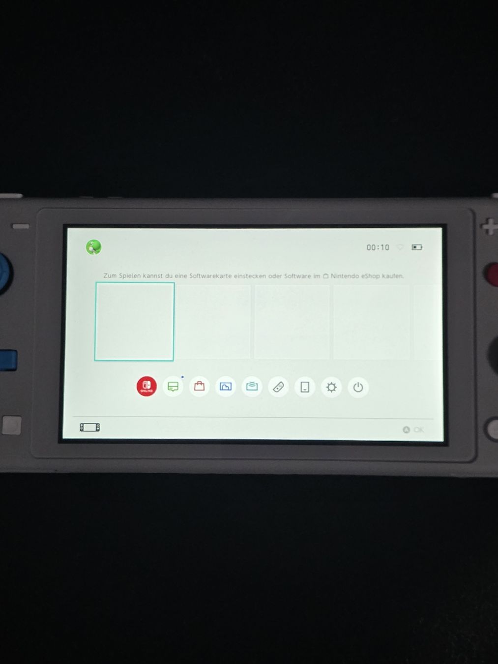 Nintendo Console: NINTENDO SWITCH LITE | ZACIAN & ZAMAZENTA EDITION – Usato da Bellinzona venduto da egemon 3