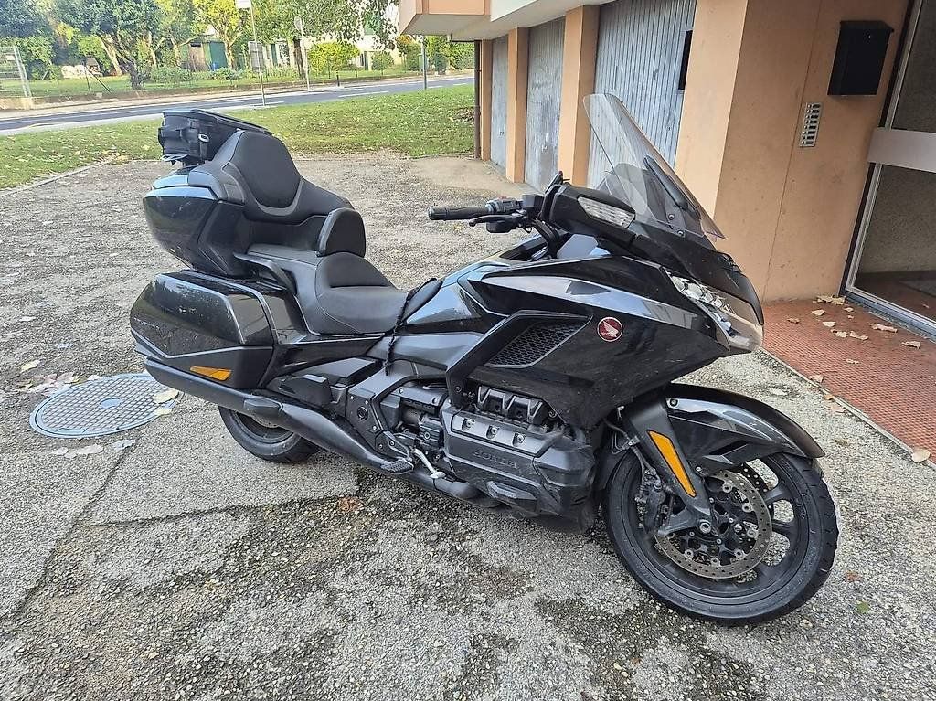 Honda Touring: Honda Goldwing 1800 2021 – D'occasion à Colombier NE par Ratsgold