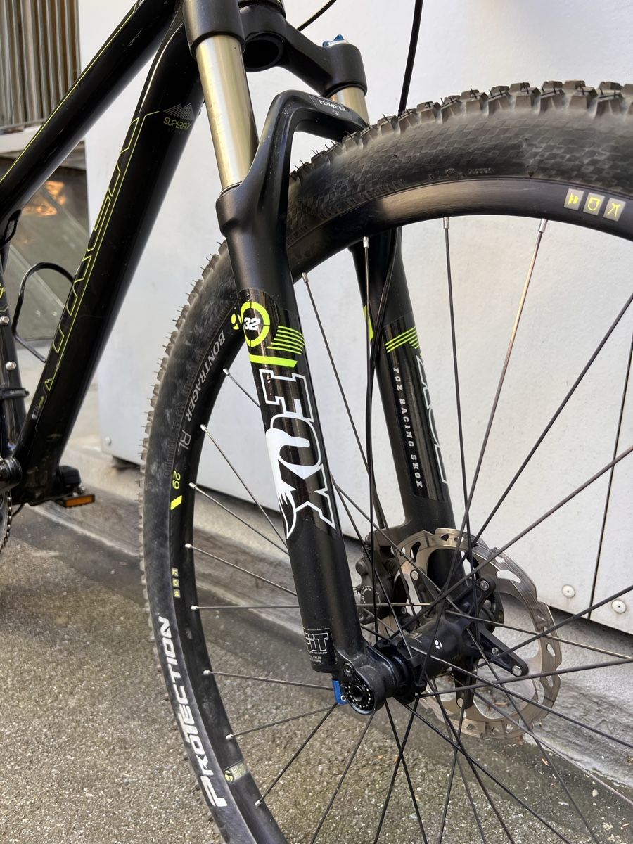Trek Biciclette: Trek Superfly Elite SL – Carbon 29” MTB – Usato da Zürich venduto da cse_5n8q 3
