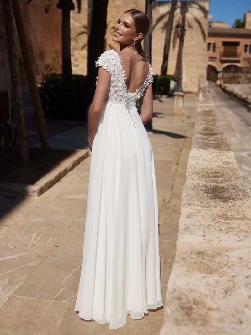 Robes: Robe de mariée (grossesse) – D'occasion à Vétroz par cel_n82m 1