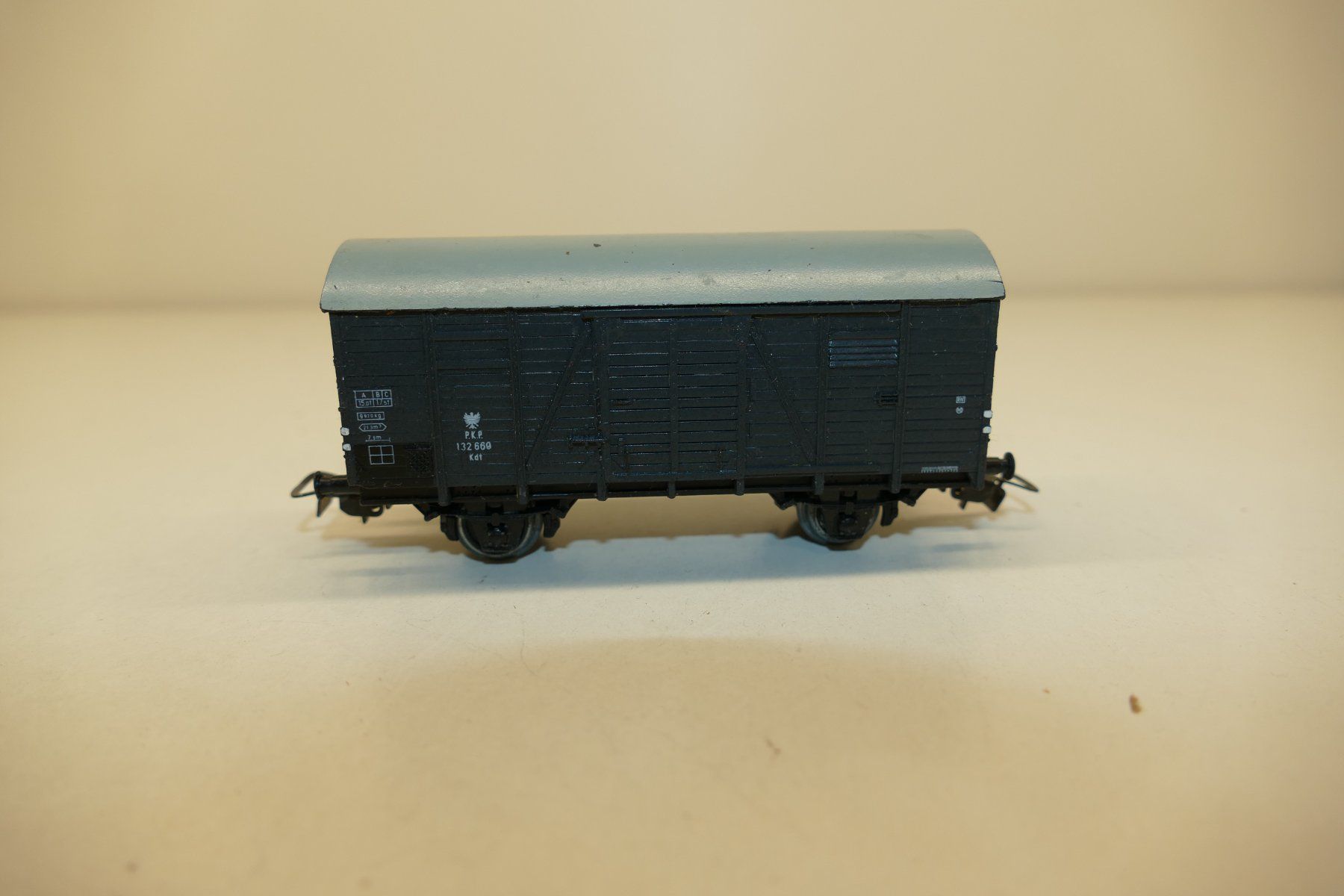 Piko Modellini di ferrovie: Piko H0: PKP Güterwagen #132 669 – Usato da Niederhasli venduto da rail-duerst