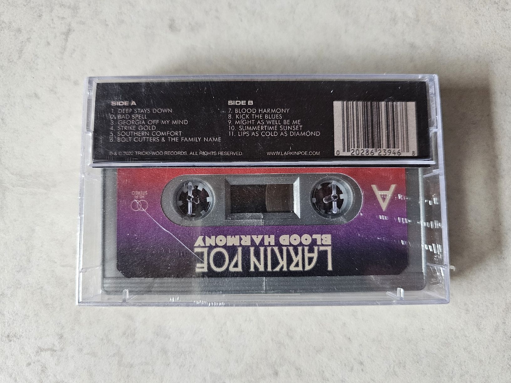 Kompaktkassetten: Larkin Poe  -  Blood Harmony  /  Fabrikneu Kassette – Neu und originalverpackt aus Schneisingen von backstore24 1