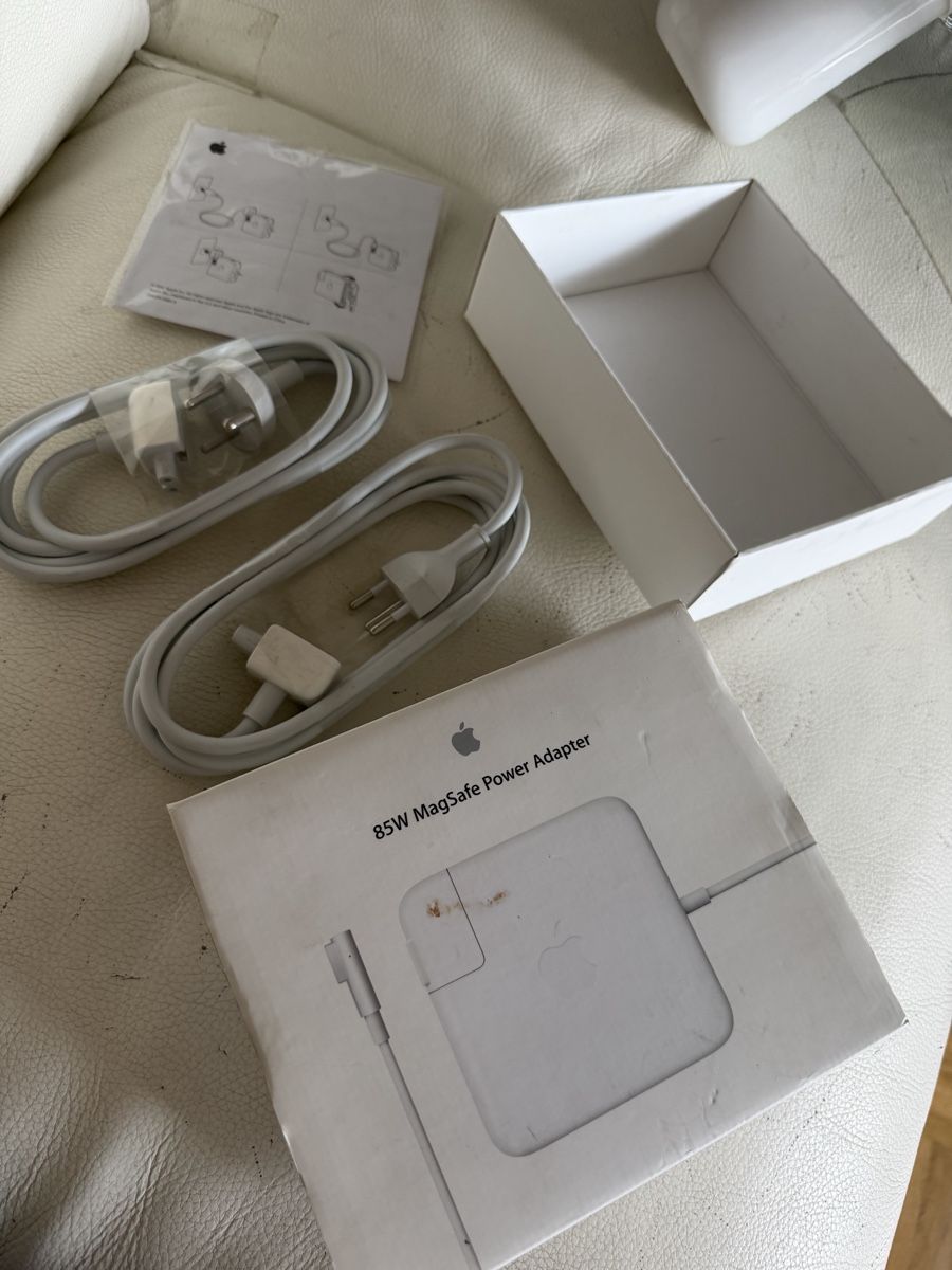 Apple Laufwerke & Adapter: Apple 2 câbles adapter  – Gebraucht aus Genève von wwo_mx7t