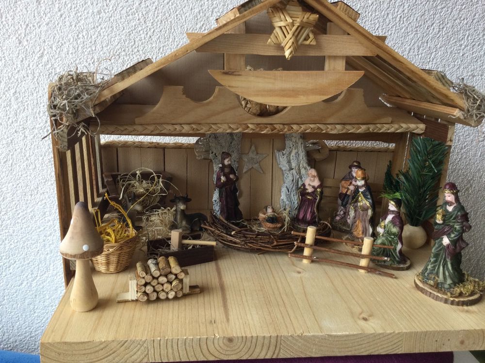 Mini Puppenhaus Kinderwagen 1:12 Maßstab - Handgefertigter Grauer Stubenwagen Aus PP Für Puppen & Dioramen