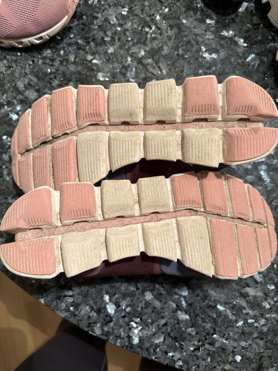 Scarpe da donna: Turnschuhe On – Usato da Muotathal venduto da sin_pdj6 3