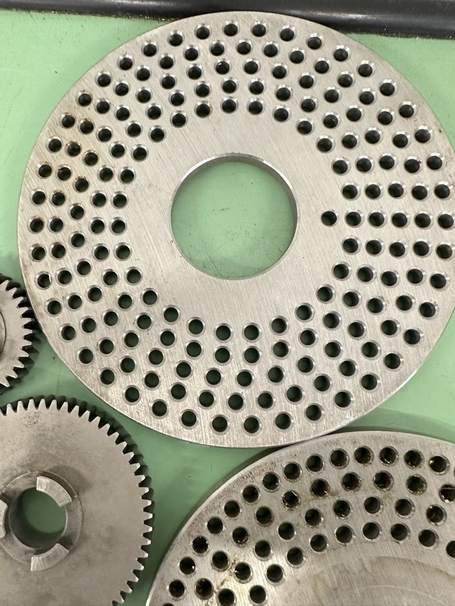 Tutti gli attrezzi: Spezial-Teilradsatz, Special dividing gear set module M1 – Usato da Aarberg venduto da SNMachines 8