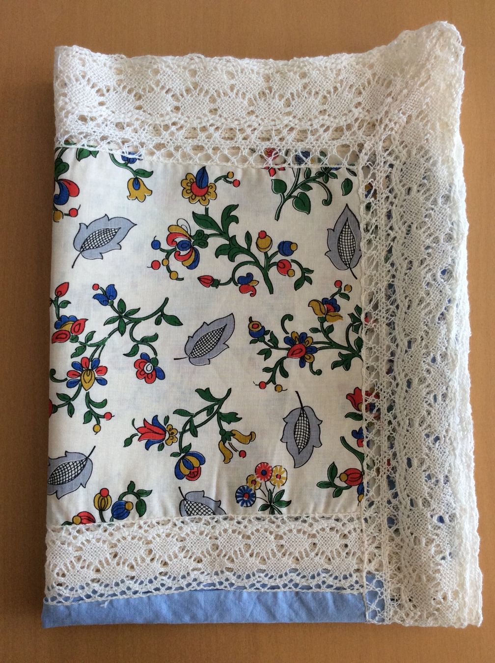 Altra biancheria da tavola: Vintage Tischdecke mit viel Spitze – Usato da Birwinken venduto da chez-erna 5