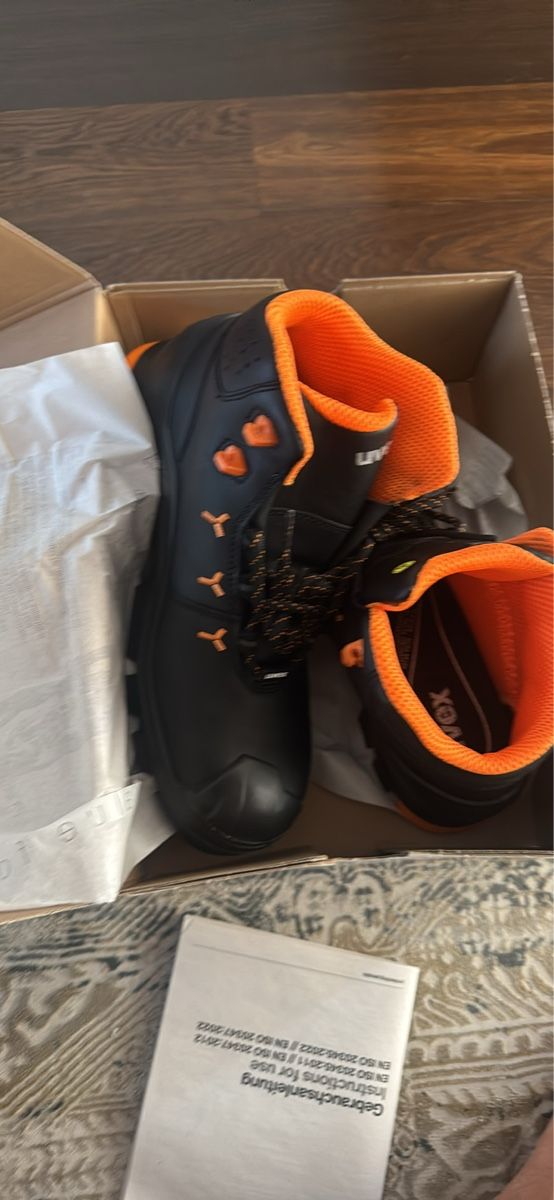 Uvex Scarpe da uomo: sicherheitsschuhe uvex 43 – Nuovo e nell'imballaggio originale da Riedt b. Erlen venduto da b-68