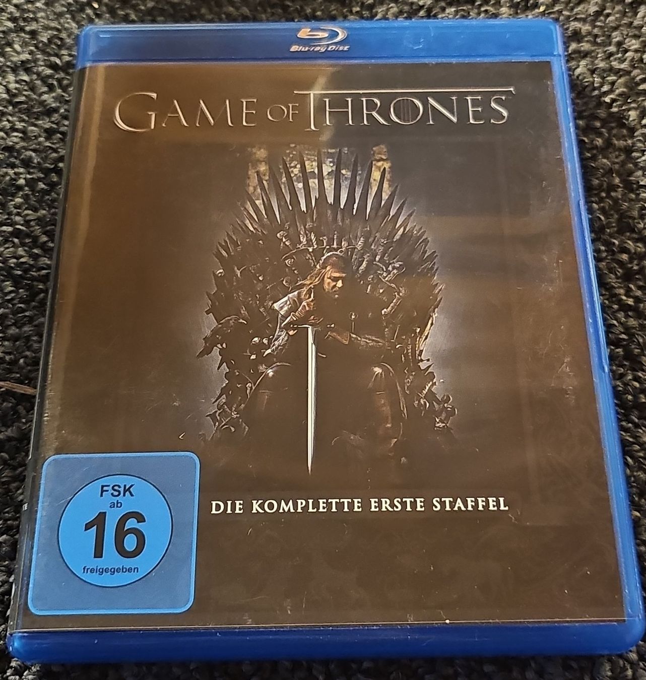 Tutti i DVDs: Game of Thrones - Staffel 1 - Blu-ray  – Usato da Ruswil venduto da jan_bxl5