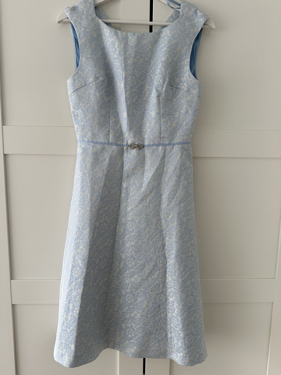 Vestiti: Elegantes Kleid hellblau/silber – Usato da Sevelen venduto da mar_gq8k