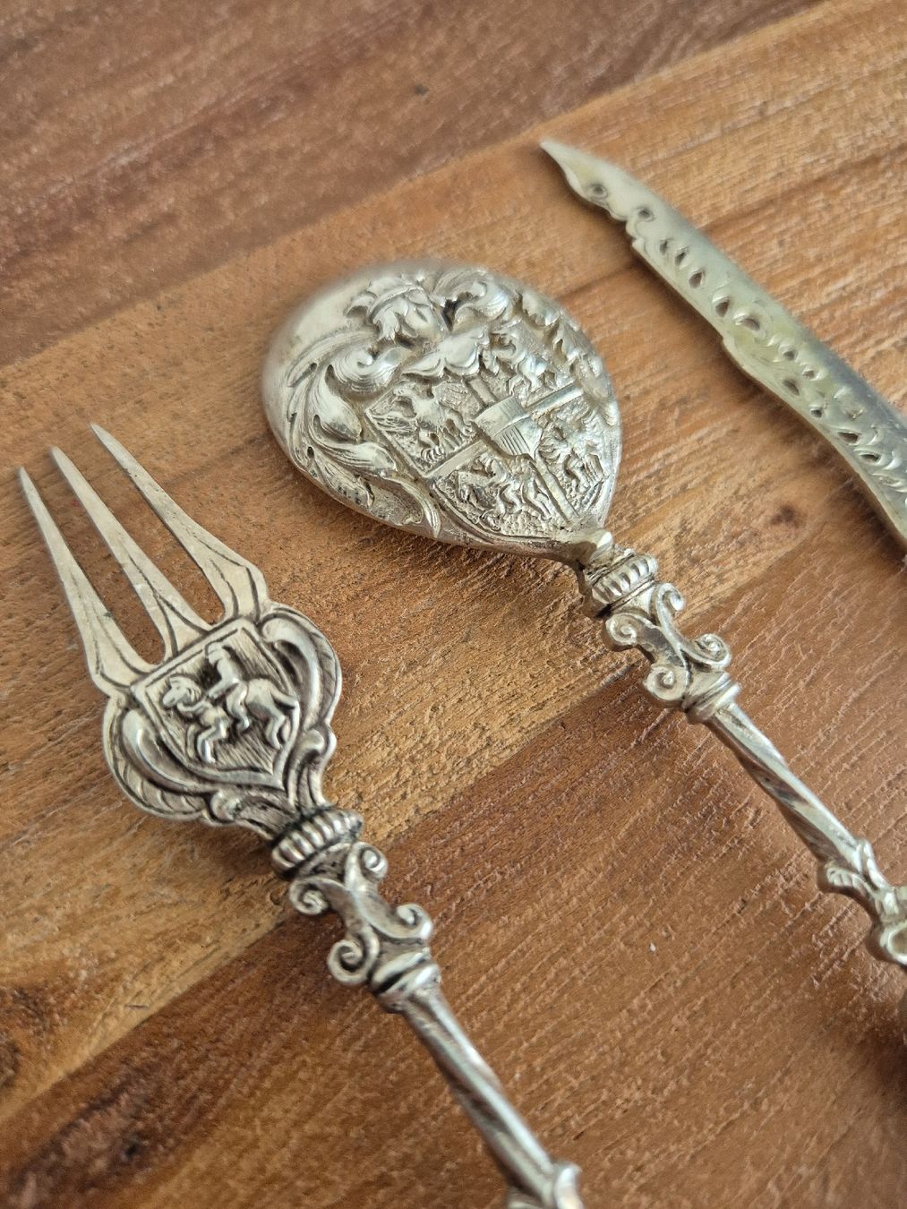 Bestecksets: Antikes Silberbesteck Set – Gebraucht aus Zürich von Dalema13 5