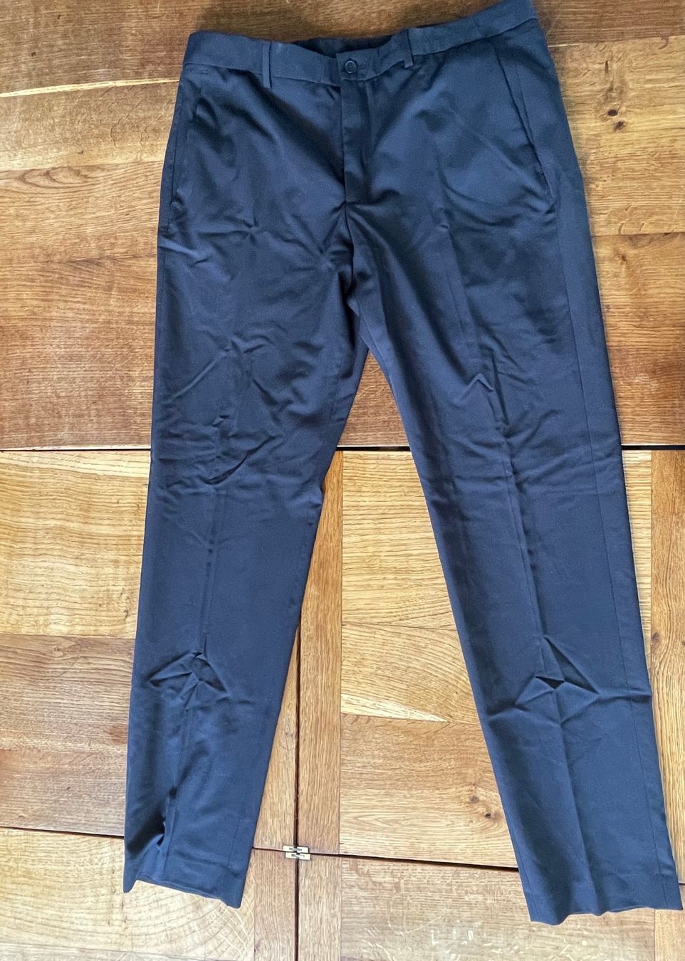 Zara Pantaloni: Anzugshose von Zara – Usato da Bern venduto da Nino025