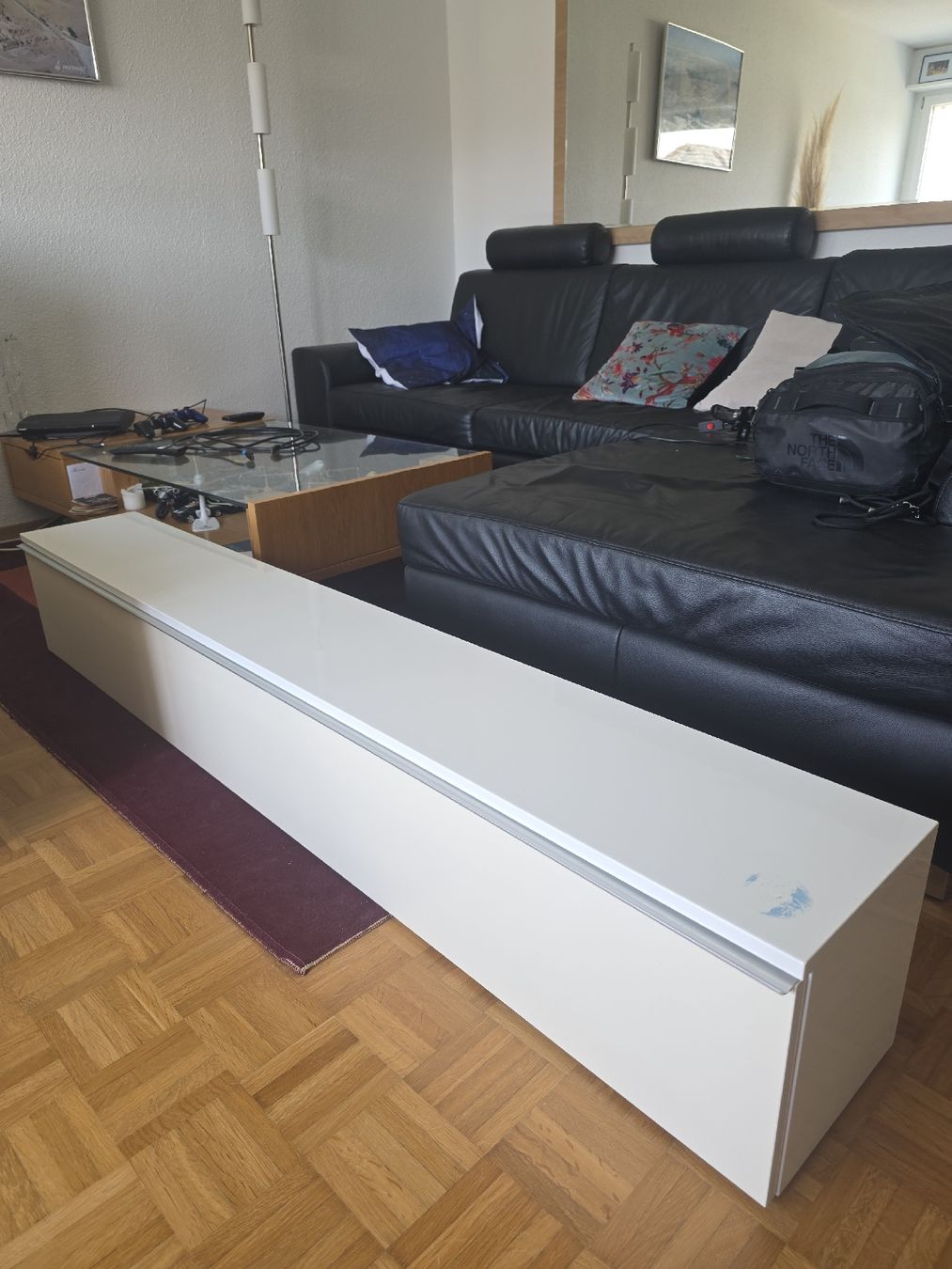 Scaffali: IKEA BESTÅ BURS Wall Shelf – Usato da Montreux venduto da r_carli
