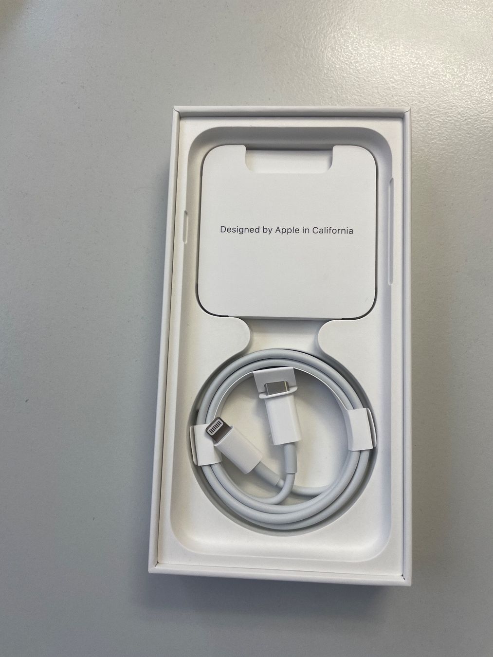 Apple Handys / Smartphones: iPhone SE (2022) 64 GB NEU – Neu und originalverpackt aus Basel von  3