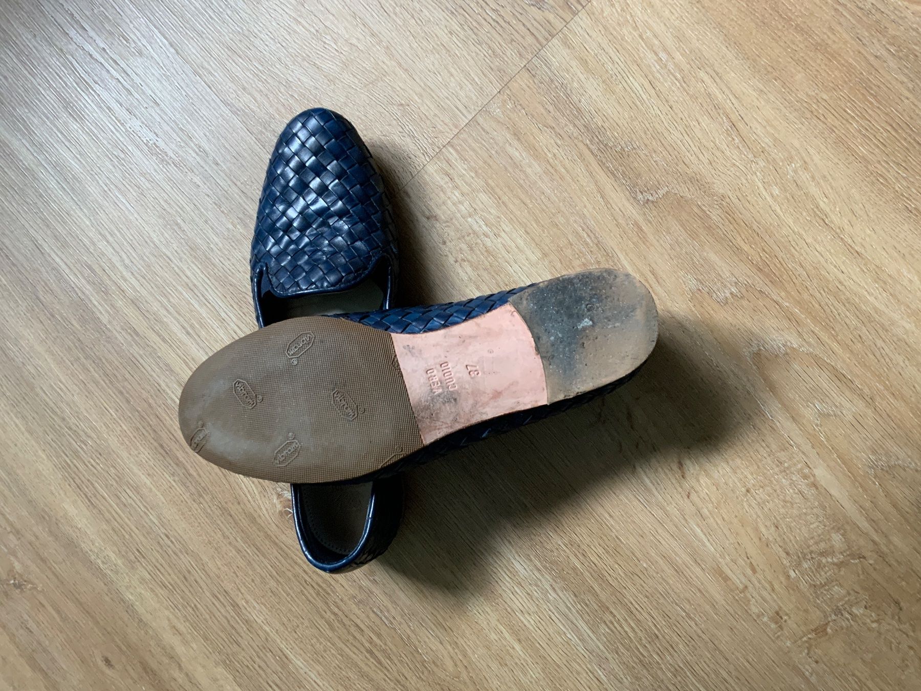 Navyboot Damenschuhe: Geflochtene Leder-Ballerinas Navyboot 37 – Gebraucht aus Schaffhausen von  1