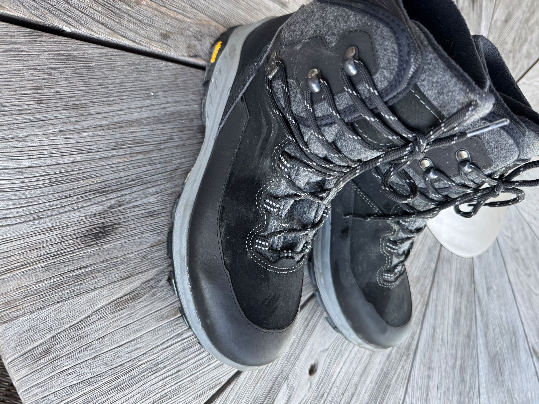 Scarpe da uomo: Wanderschuhe od Winterschuhe gefüttert 41 – Usato da Boppelsen venduto da Ellezzpink
