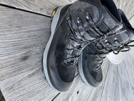 Wanderschuhe od Winterschuhe gefüttert 41