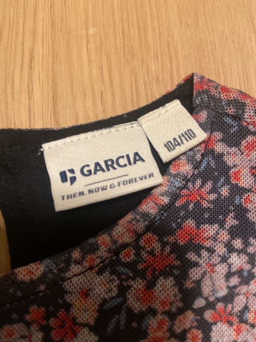 Vestiti & Gonne: Garcia Kleid Gr. 104/110 – Usato da Sirnach venduto da kunoa 1