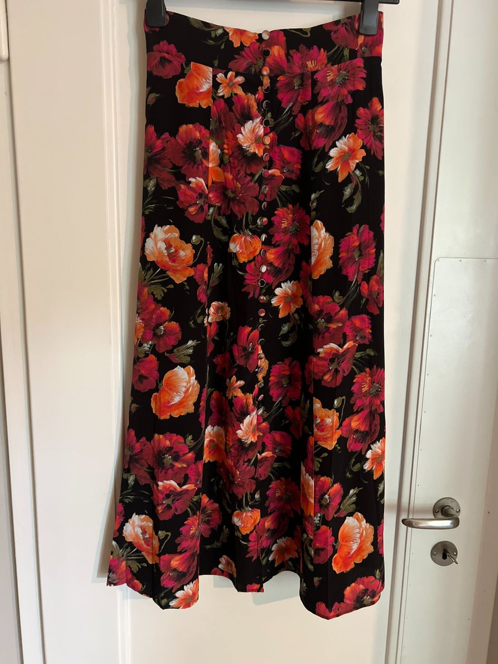 Kooples Röcke: The Kooples Rock Flower Print – Gebraucht aus Wallisellen von Val1990 1