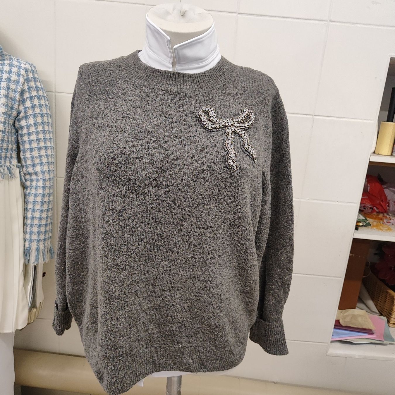 H&M Pulls & Sweat-shirts: schöne Damen pulli Gr s – D'occasion à Langnau am Albis par Judithsebi 1