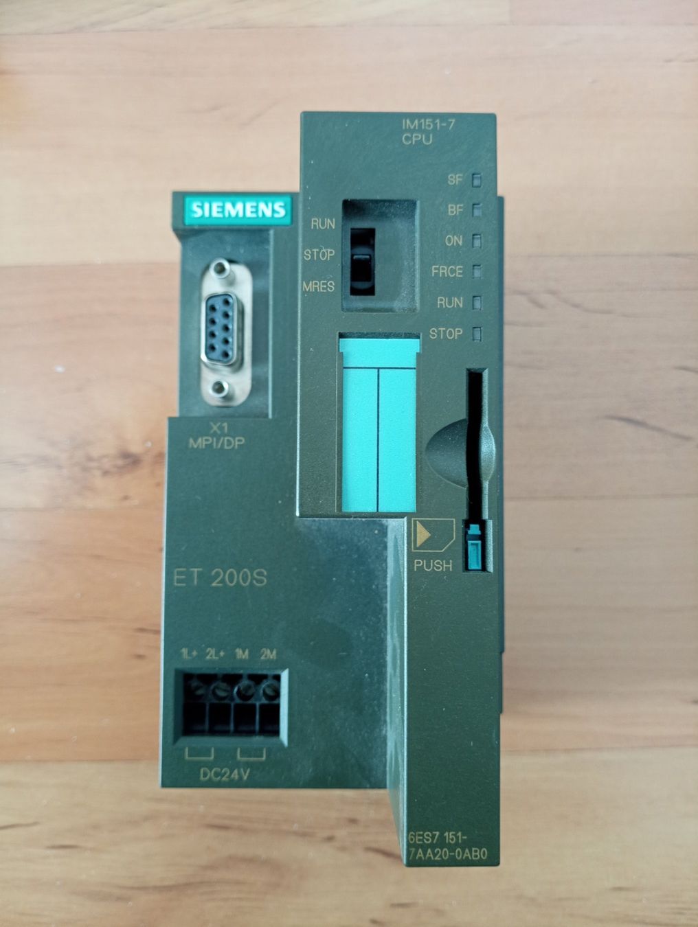 Siemens Elektronikbauteile: Siemens SIMATIC DP, IM151-7 CPU ET200S 6ES7151-7AA20-0AB0 – Gebraucht aus Ufhusen von HKSC