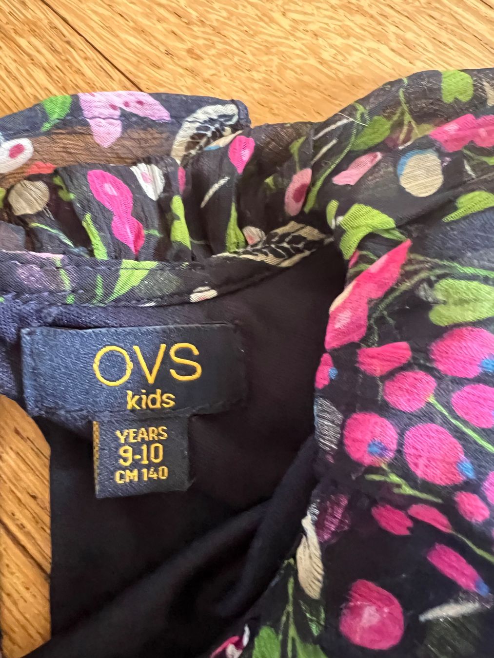 Blusen, T-Shirts & Tops: Bluse OVS 140 – Gebraucht aus Beinwil am See von brigittehug 1