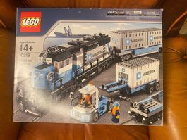 Lego 10219 Maersk Zug mit Motoren und Schienen