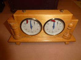 Holz Schachuhr Jerger analog mechanisch guter Zustand