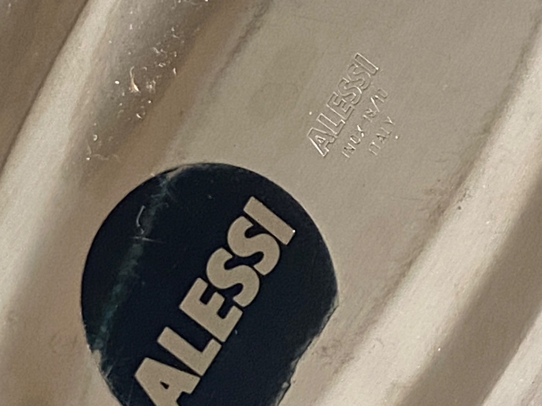 Alessi Elettrodomestici da cucina: Set Alessi Brotkorb und Serviettenhalter – Usato da Solothurn venduto da BORGHAGEN 3