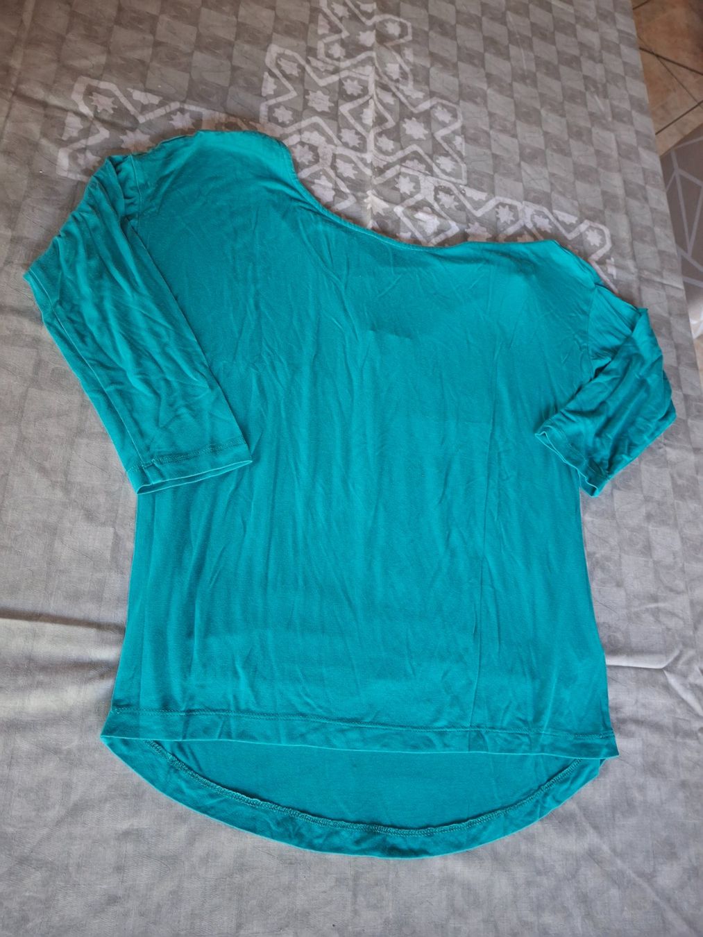 Maglioni & Felpe: Pull léger décolleté au dos taille S marque Women Only – Usato da Villiers venduto da san_jn5w