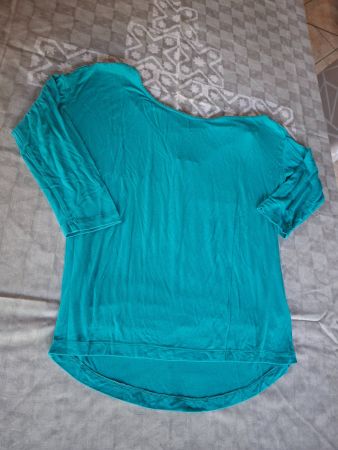 Pull léger décolleté au dos taille S marque Women Only