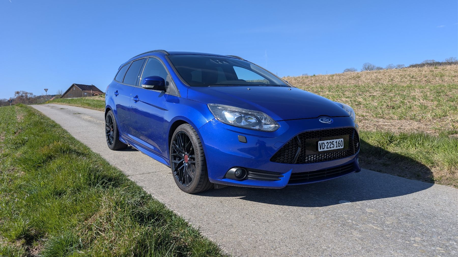 Ford Automobili: Ford Focus ST Break, 2014 2.0 EcoBoost – Usato da Peney-le-Jorat venduto da dextercheco