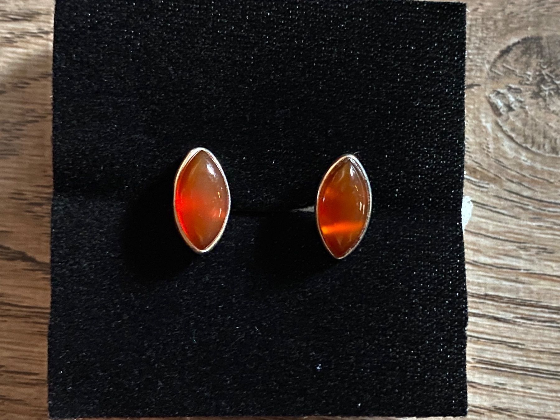 Orecchini pendenti & Orecchini a lobo: Roter Achat - schlichte Silber 925 Ohrstecker – Nuovo e nell'imballaggio originale da Laax venduto da kri_95f5