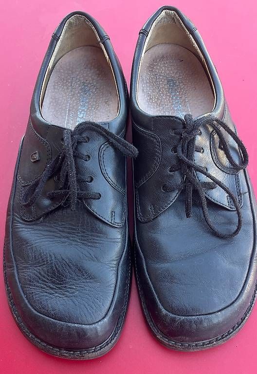 Chaussures hommes: Halbschuhe DANSKO Schwarz Gr. 42 – D'occasion à Urdorf par Resumasa
